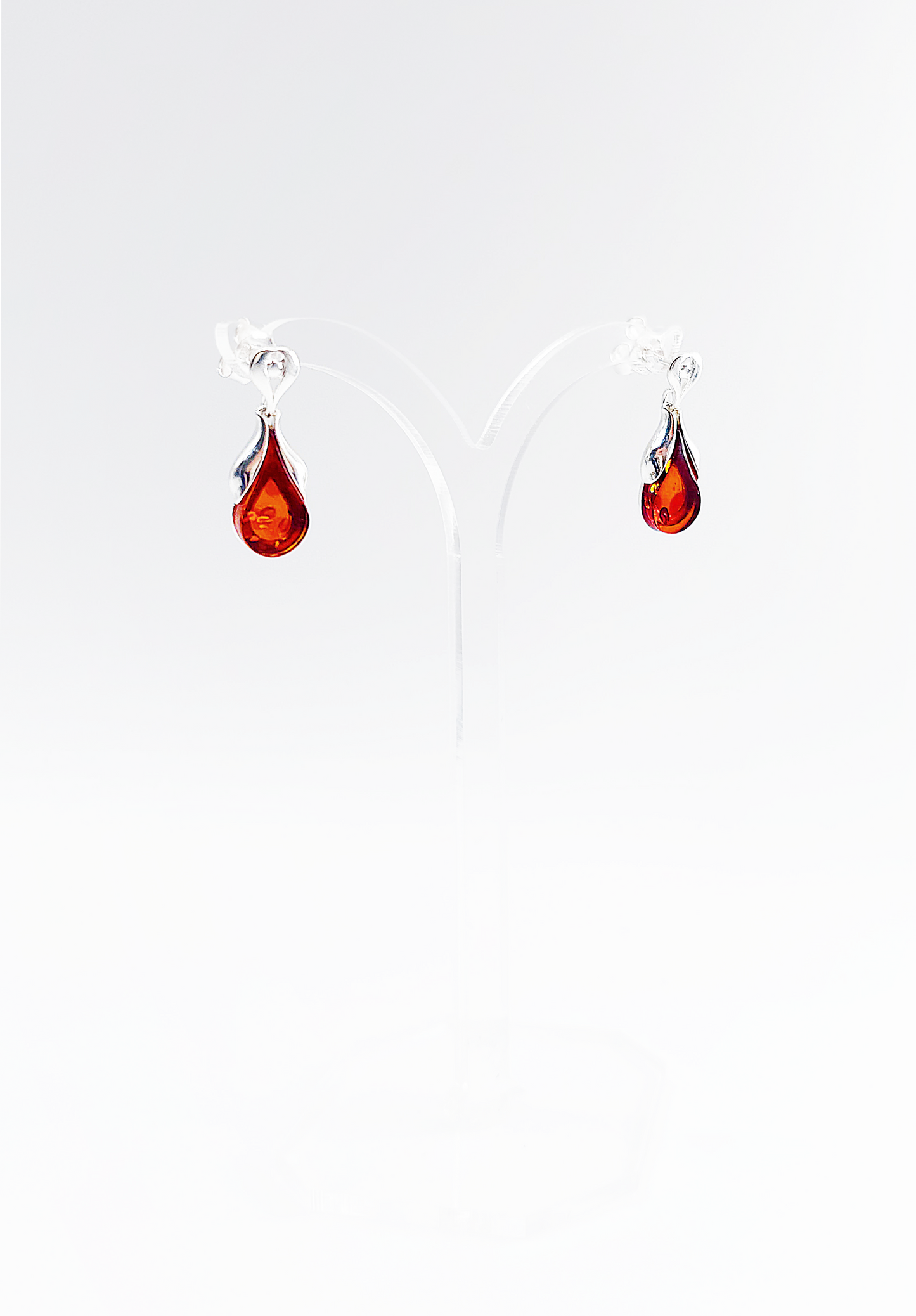 Drop amber earrings made of 925 sterling silver