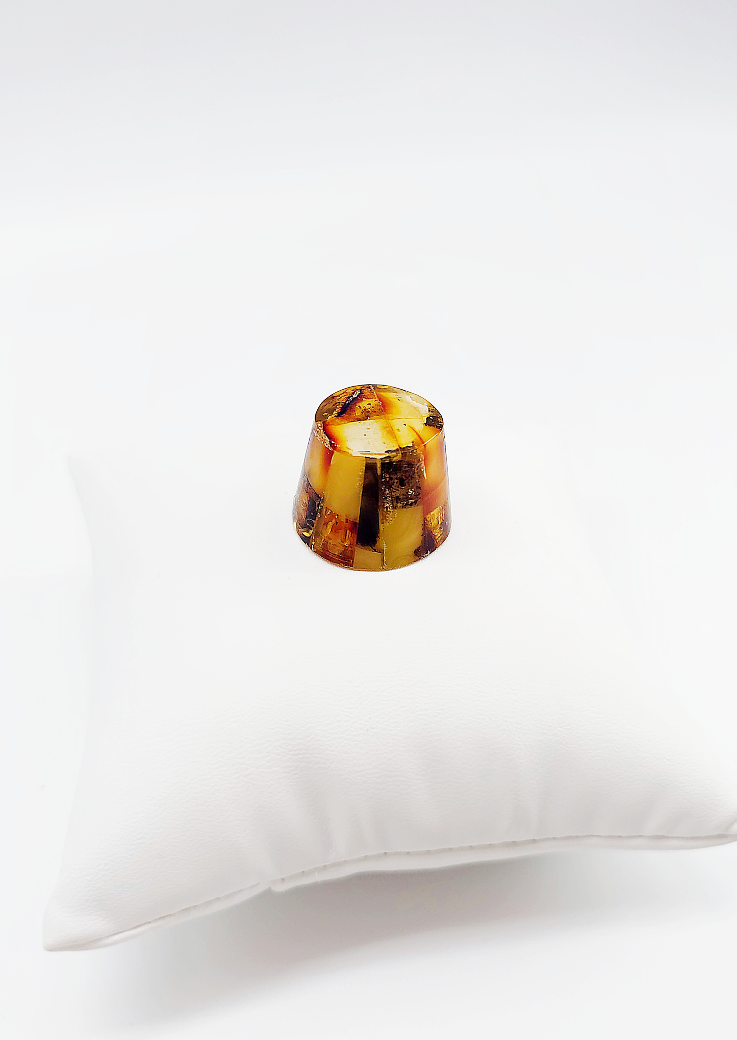 Thimble made of genuine amber – a unique collector's item