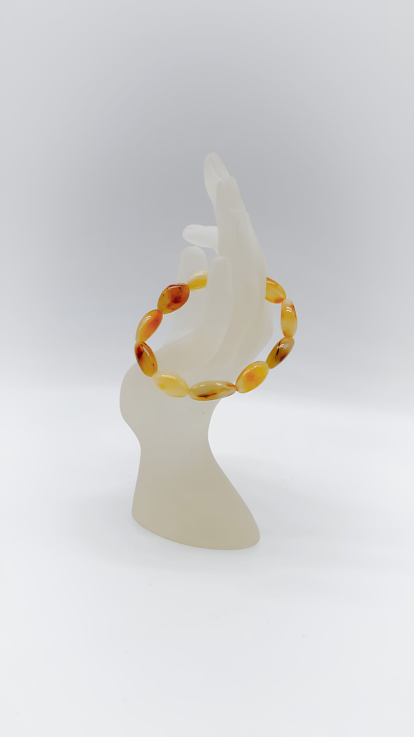 Amber Light: Eleganz in Gelb