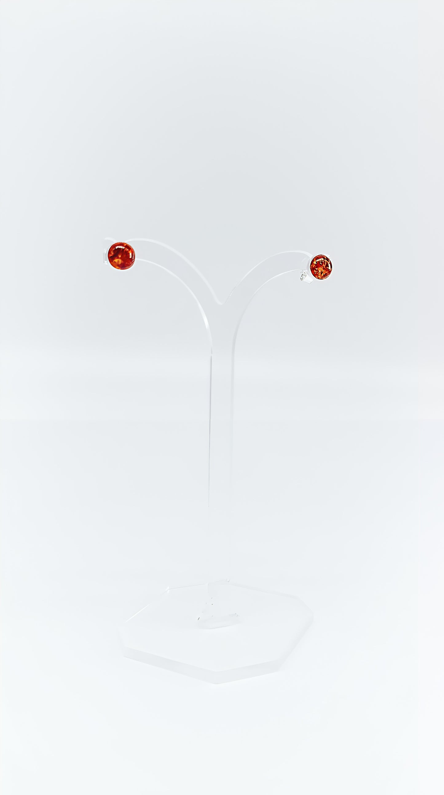 Elegance meets nature: Amber earrings
