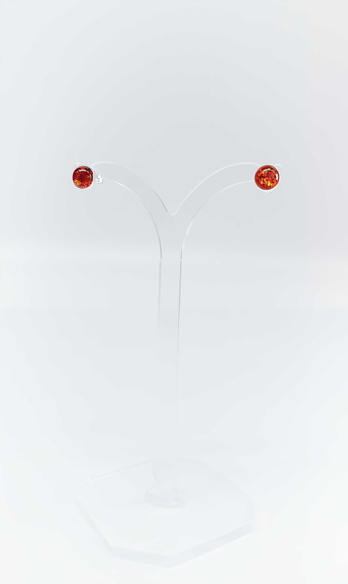 Elegance meets nature: Amber earrings