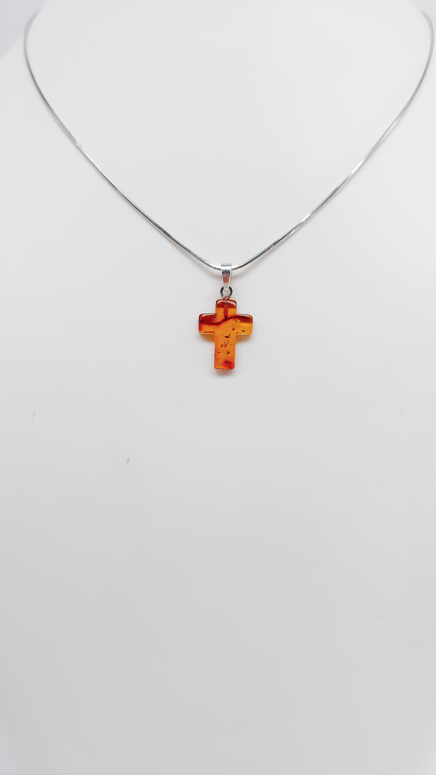Bernstein-Kreuz Anhänger – 925er Silber für zeitlose Eleganz