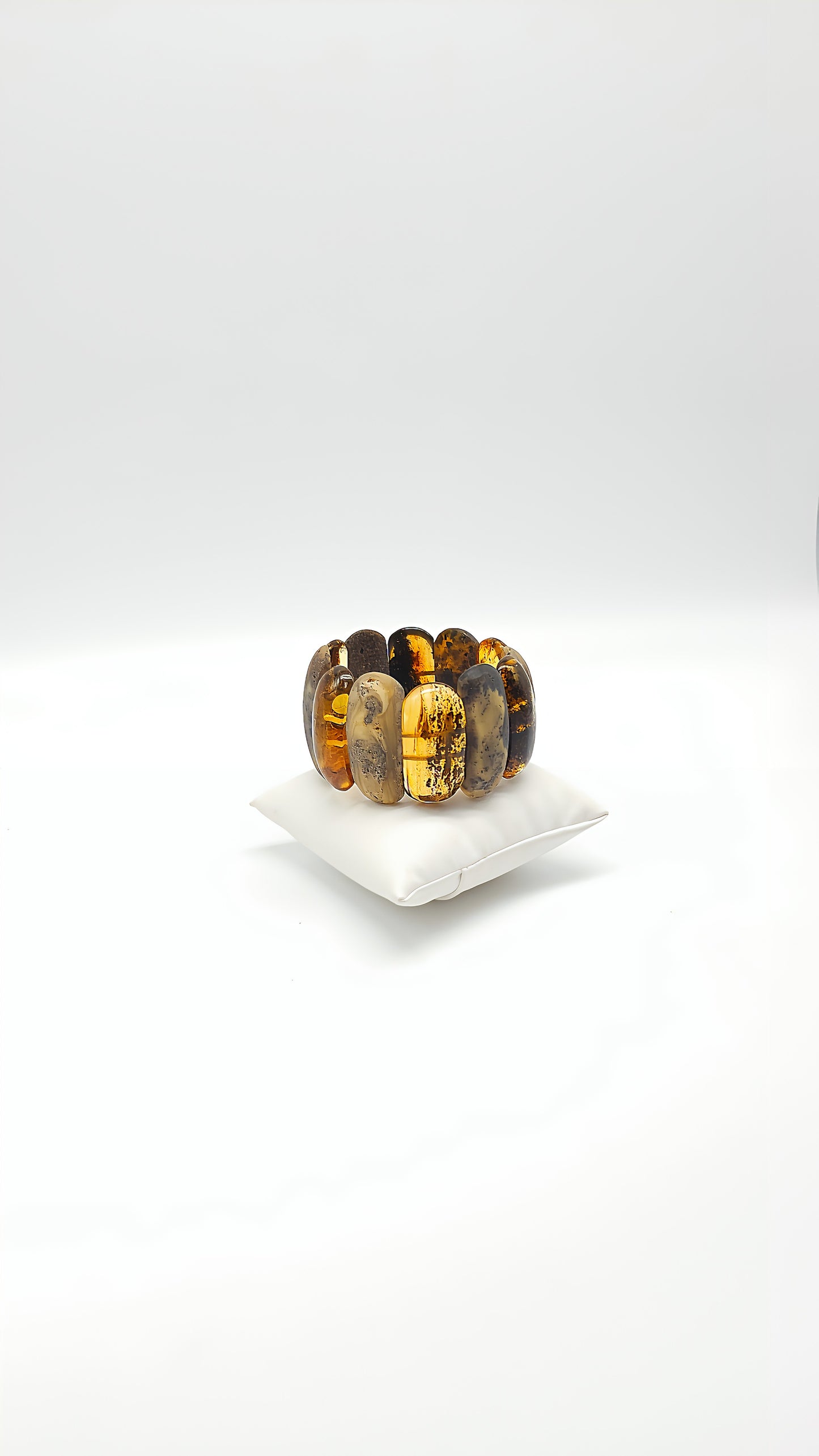 Amber splendor: A special bracelet