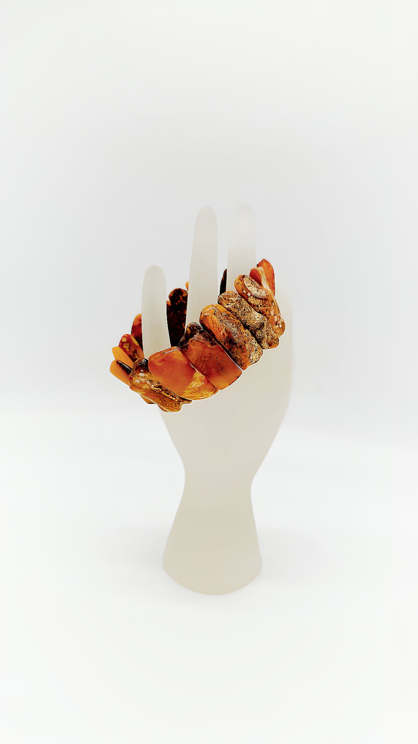 Unique amber splendor: bracelet design