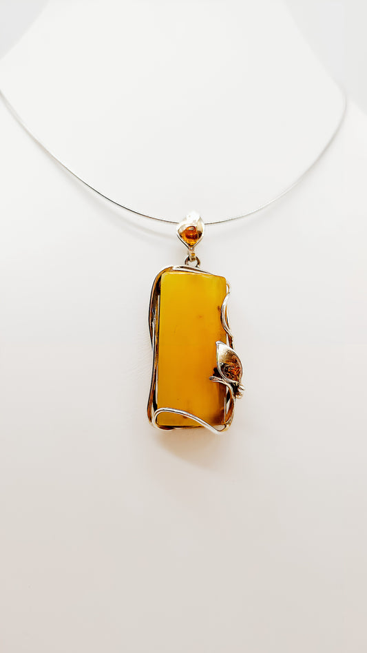 Amber in its most beautiful form – A unique piece for you