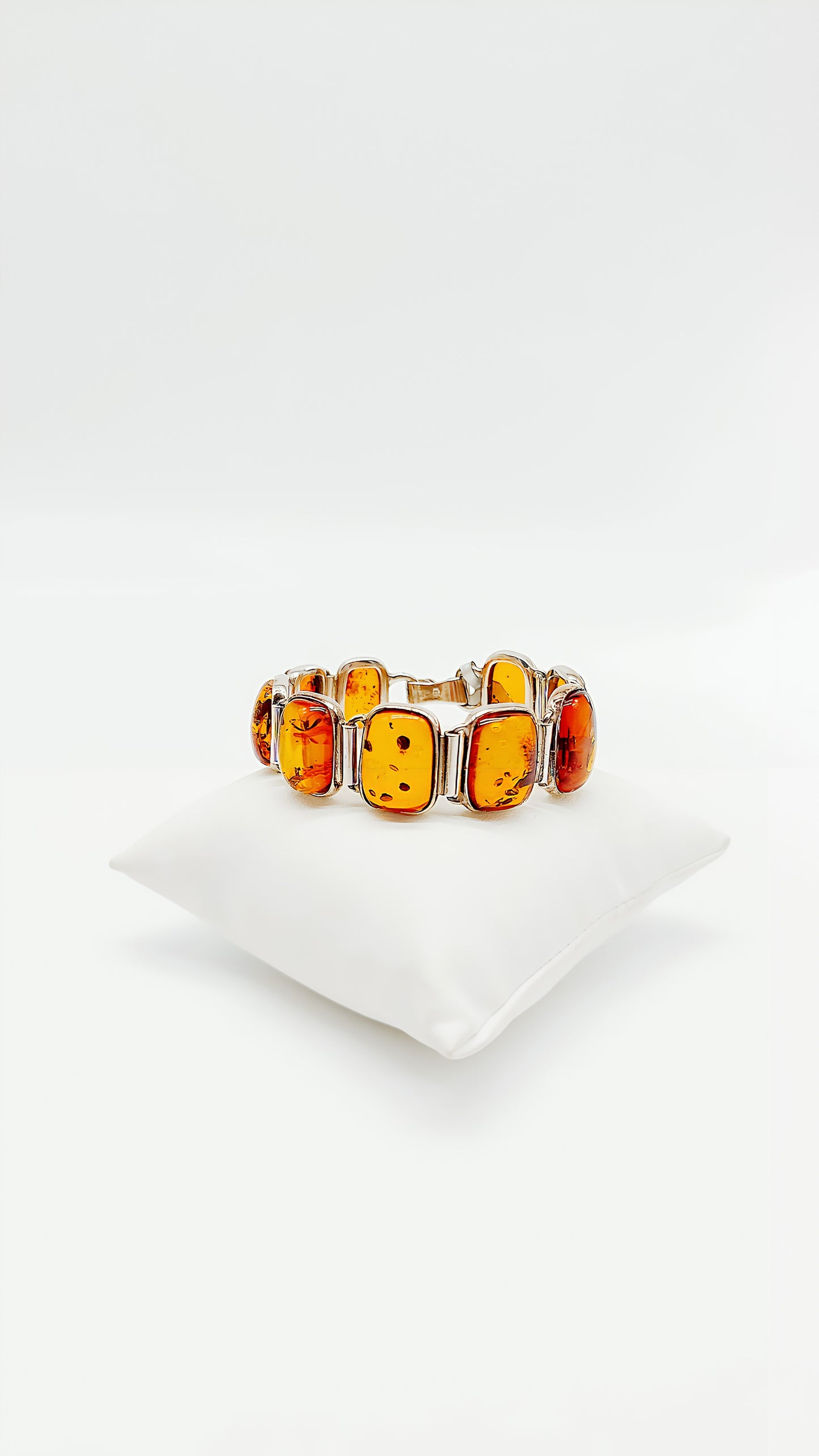 Stilvoller Bernstein-Armreif – Hochwertiger Schmuck mit Naturstein