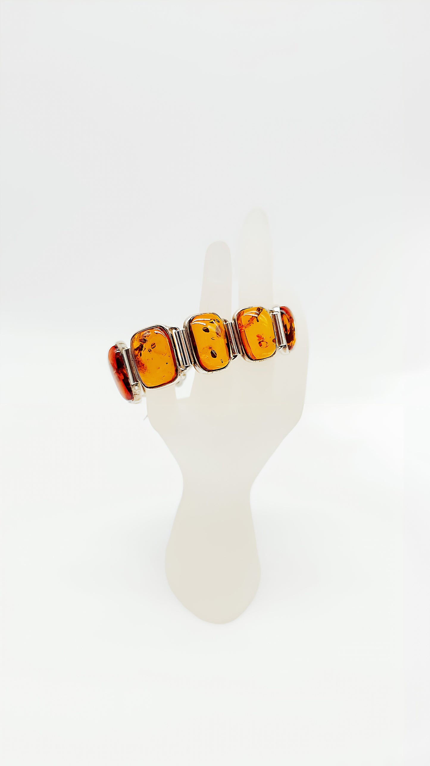 Stilvoller Bernstein-Armreif – Hochwertiger Schmuck mit Naturstein