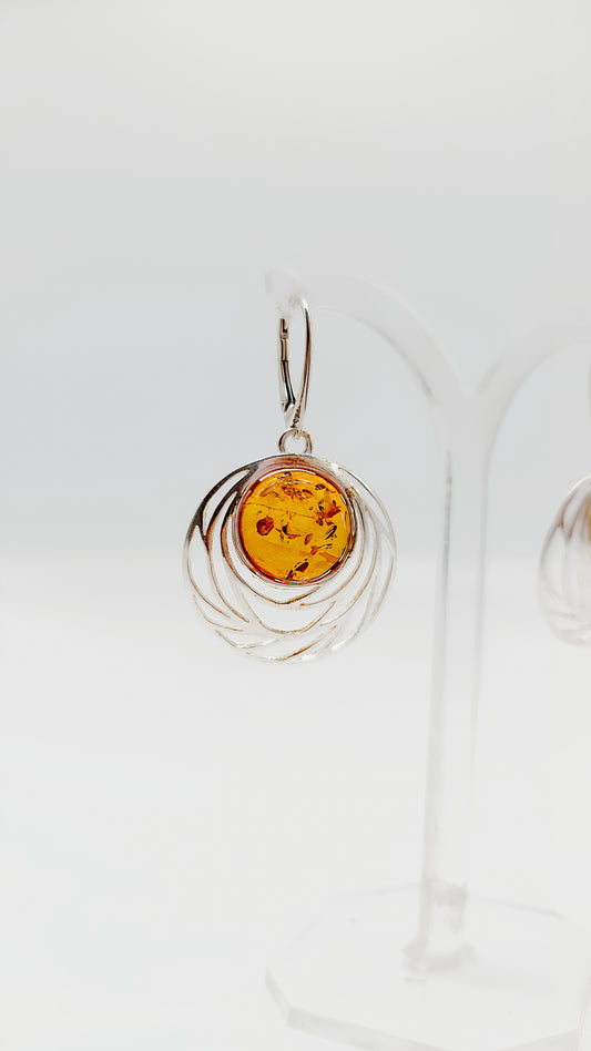 Amber Dreams: Precious earrings made of sterling silver