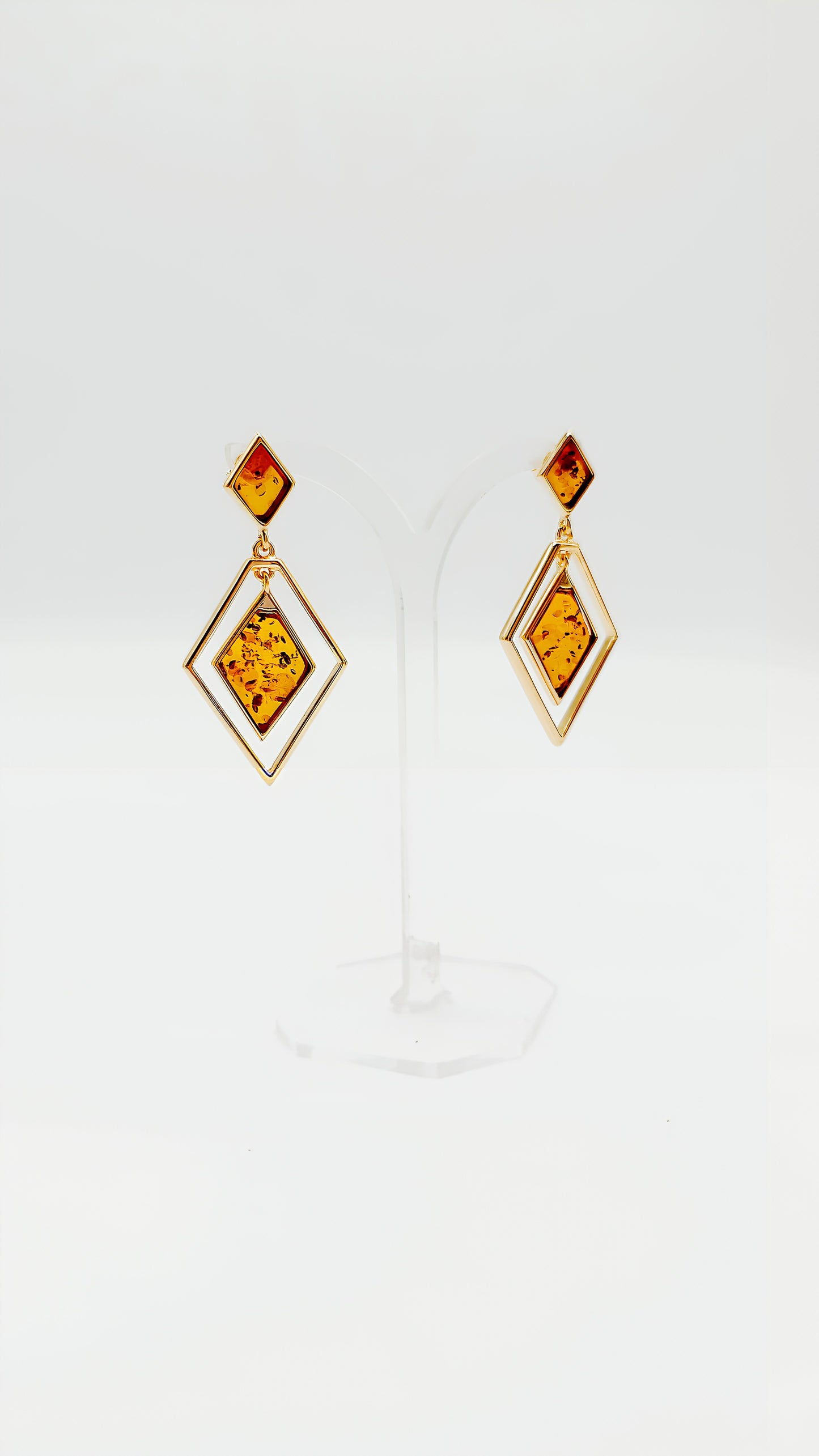Statement-Ohrringe mit geometrischem Bernstein-Design