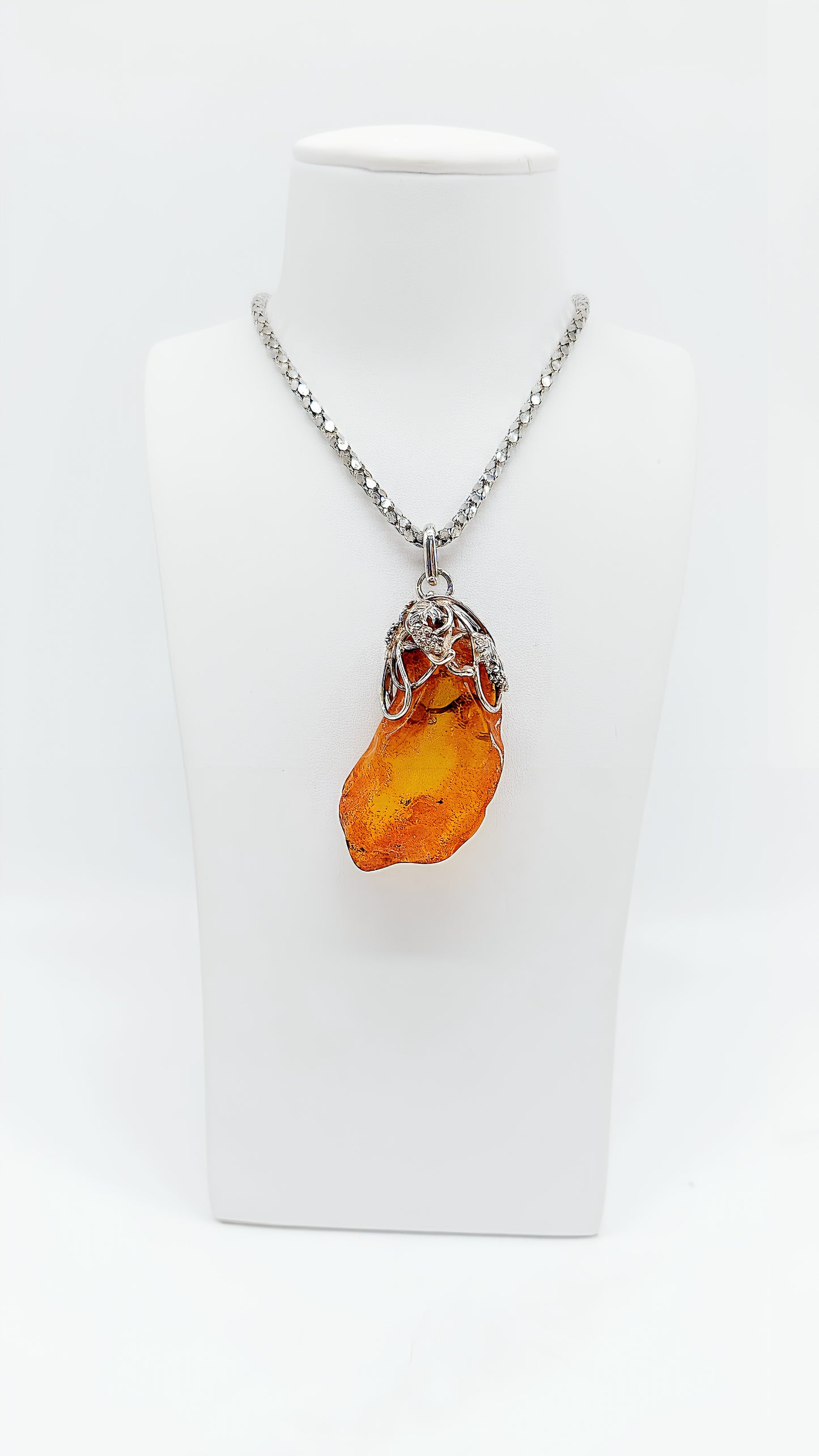 Pure nature: raw amber set in 925 silver