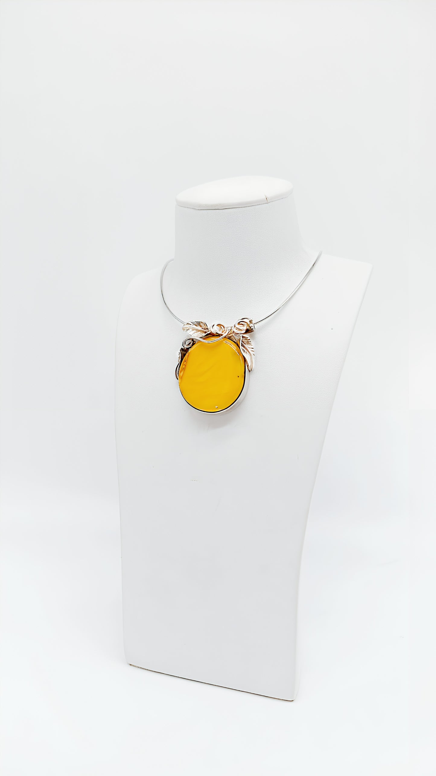 Naturinspirierter Bernstein-Anhänger – 925 Silber mit Blattdesign