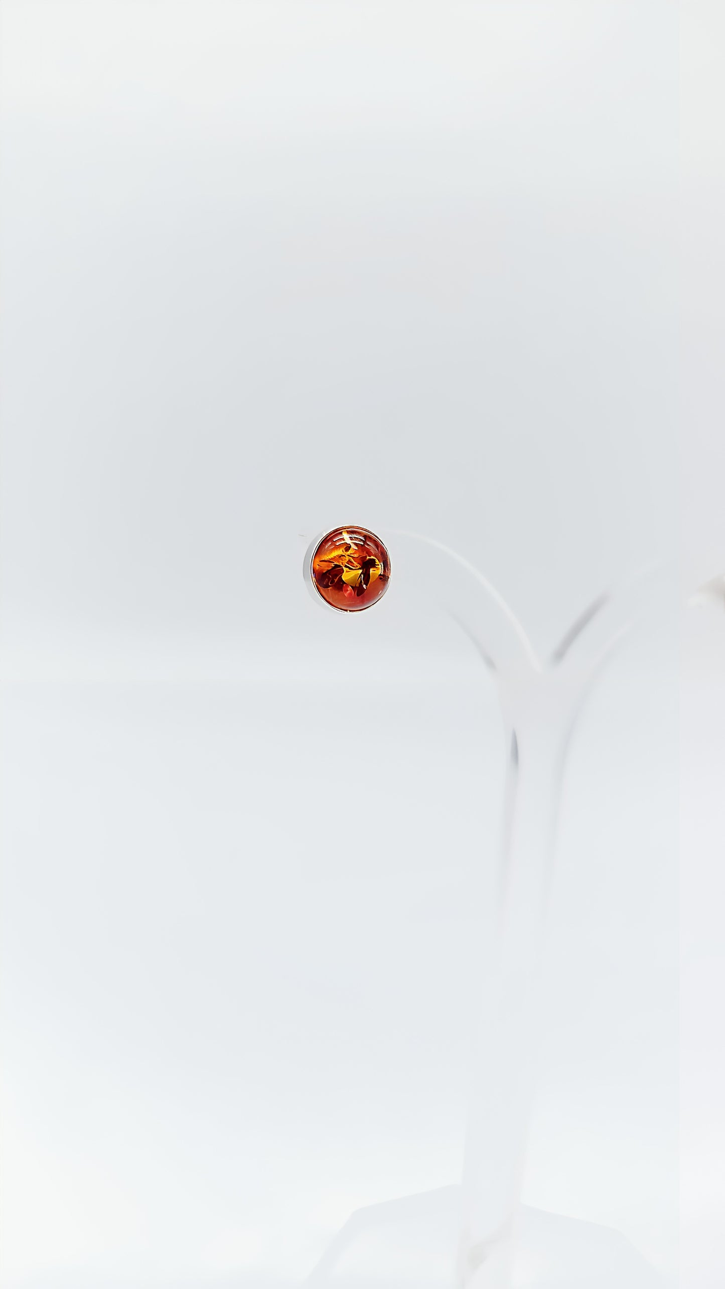 Amber earrings: simple elegance