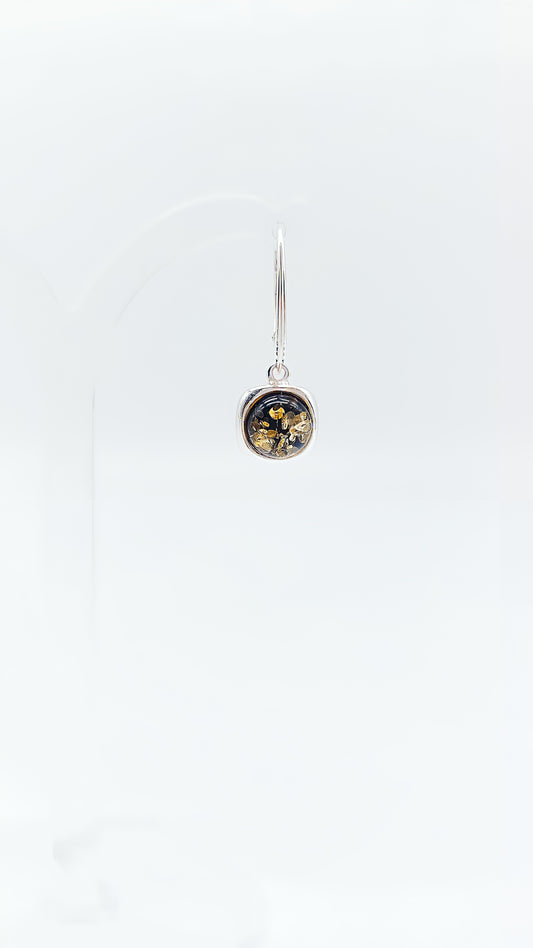 Elegant earrings with dark amber – high-quality silver design