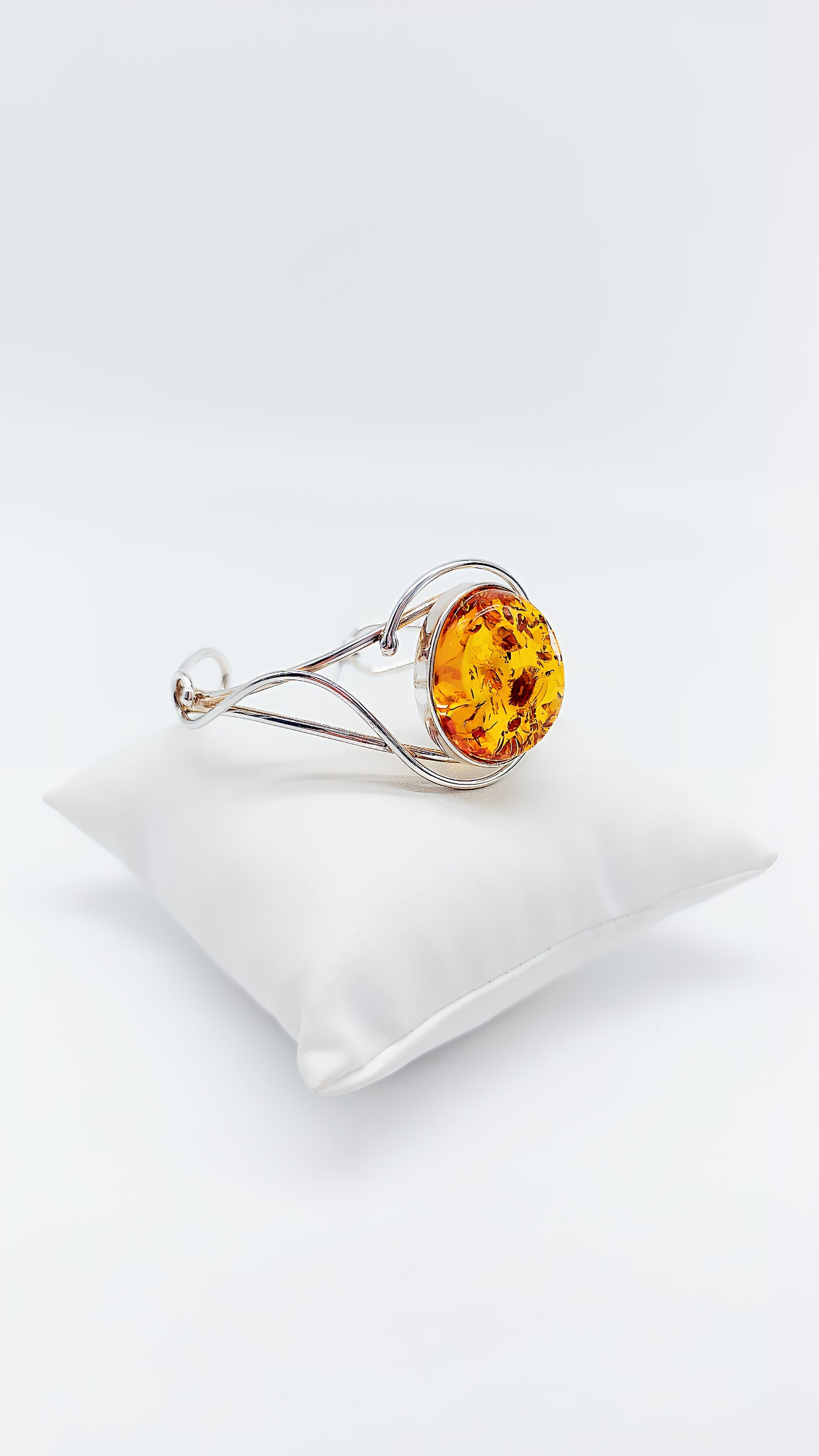 Naturstein-Schmuck – Bernstein-Armspange in filigranem Silber