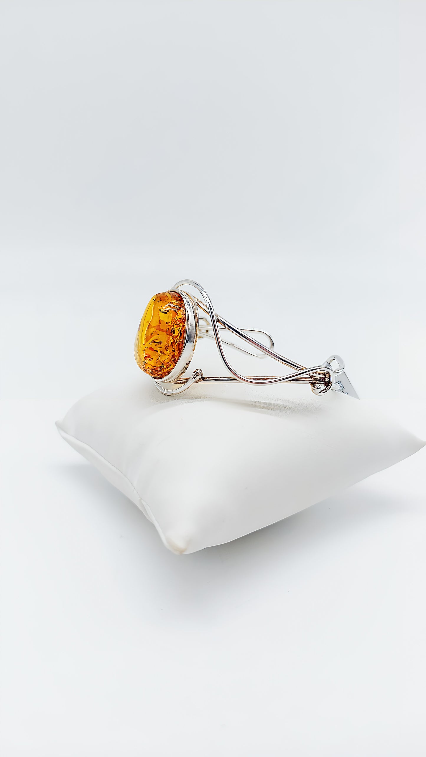 Naturstein-Schmuck – Bernstein-Armspange in filigranem Silber