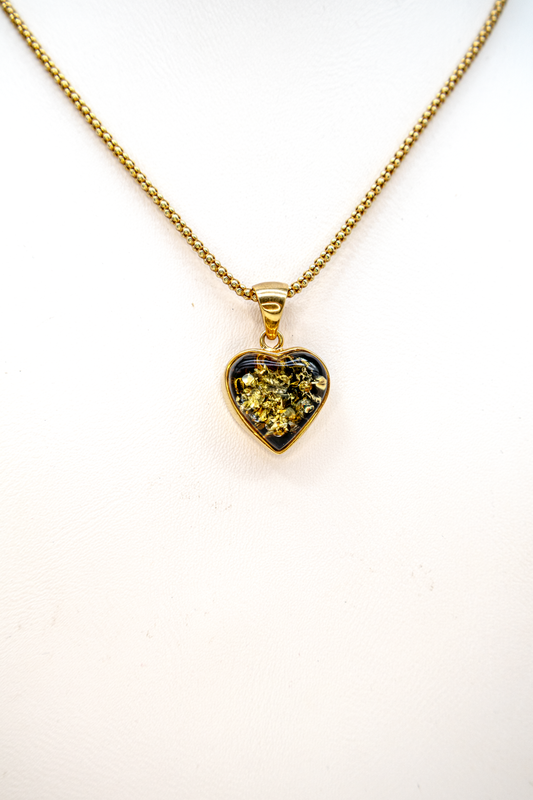 Unique piece of jewelry – gold-plated heart with amber online