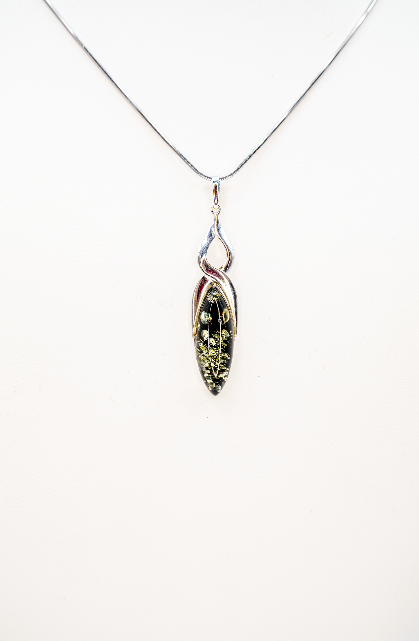Amber pendant silver – elegant jewelry with chain