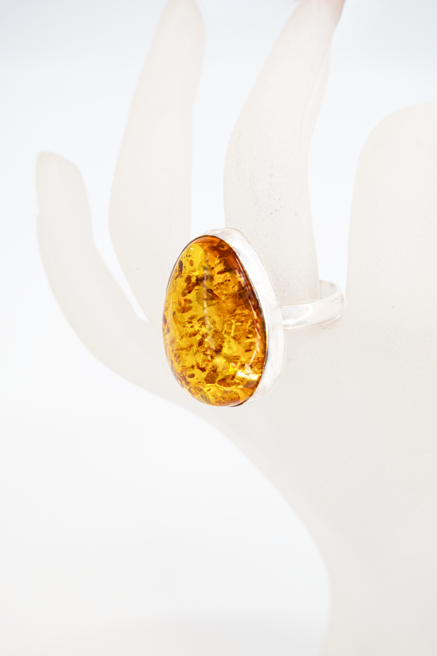 Bernstein Ring – honiggelb, Handarbeit, Unikat