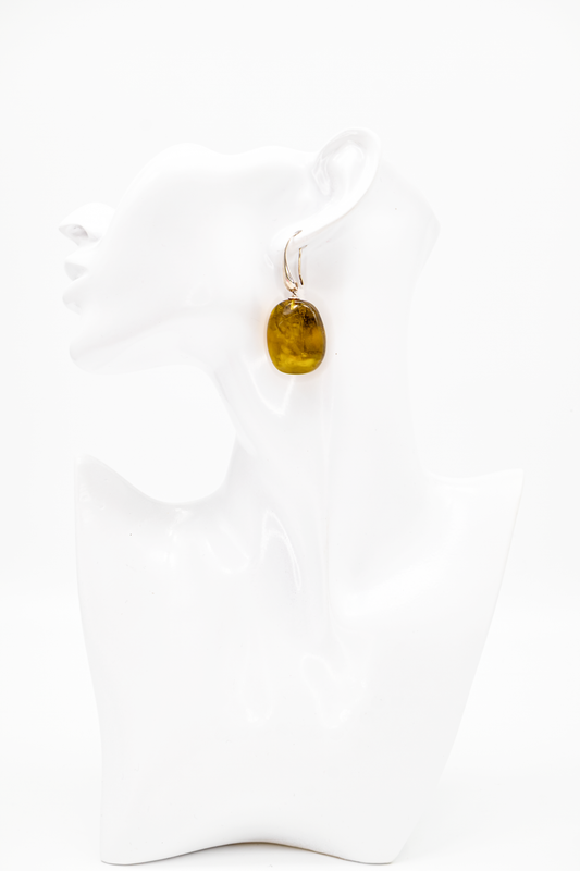Modern amber earrings – handmade unique pieces online