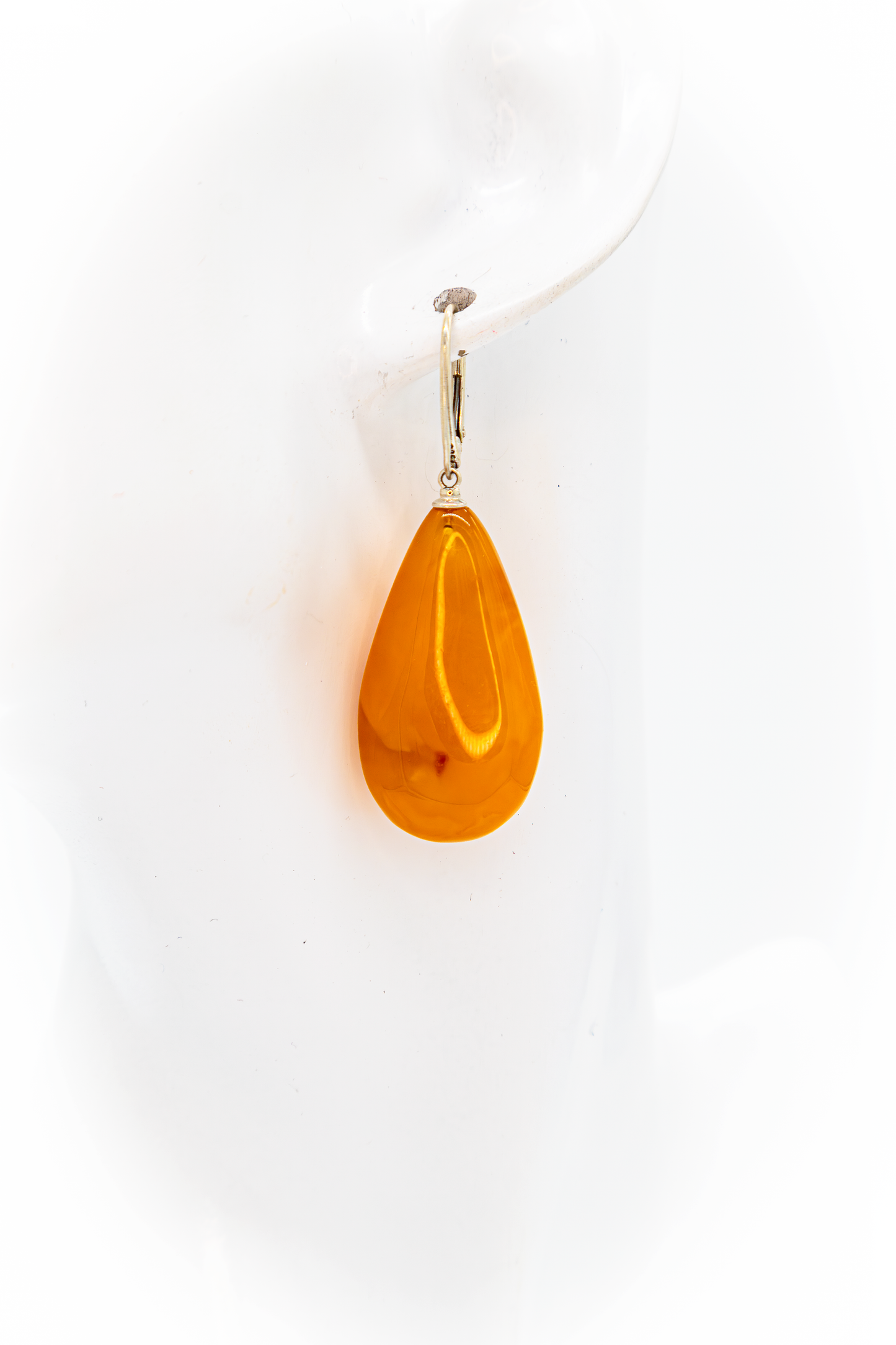 Handmade amber earrings – drop shape in honey tone
