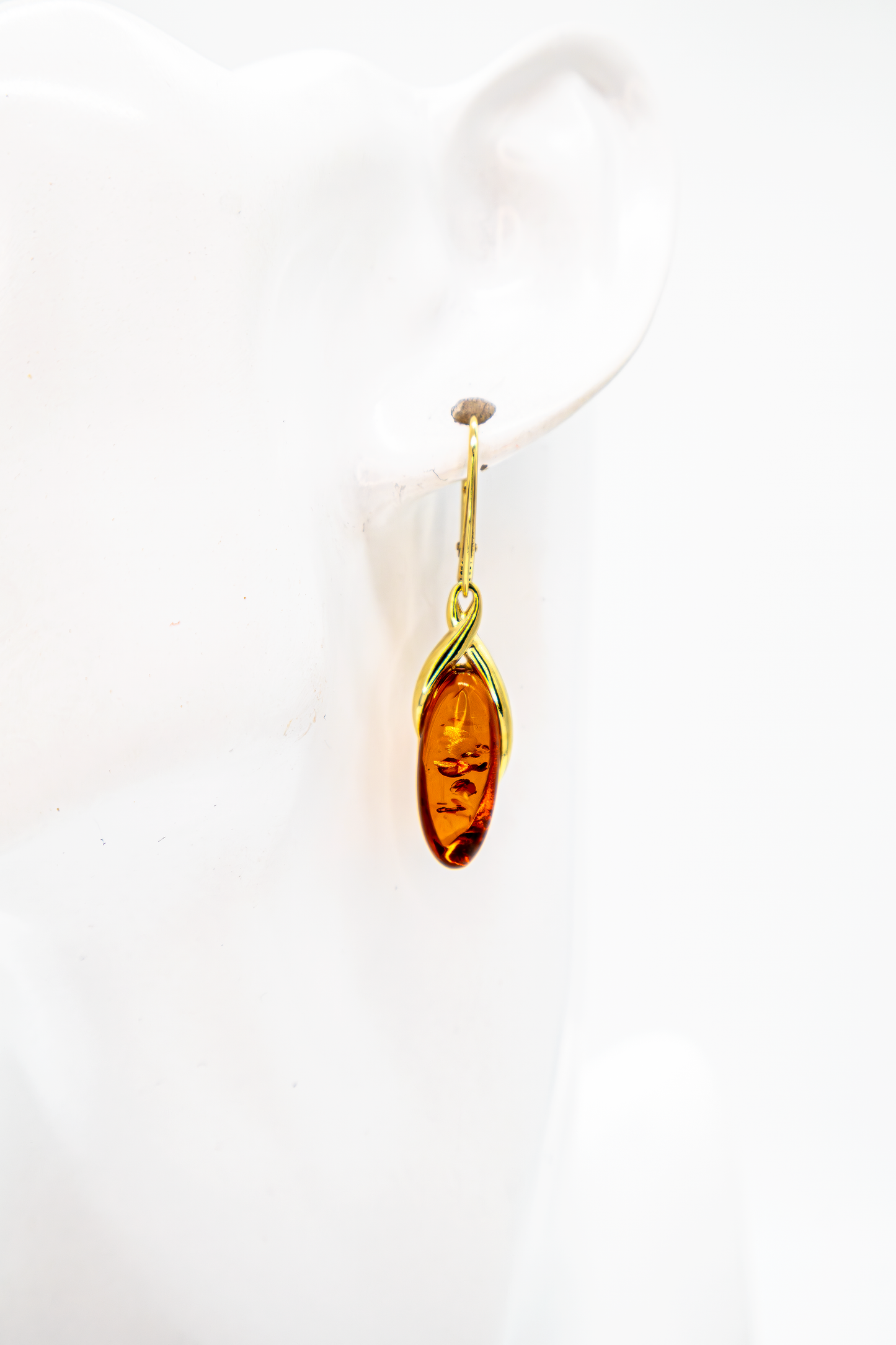 Gold-plated amber earrings – elegant drop look for women