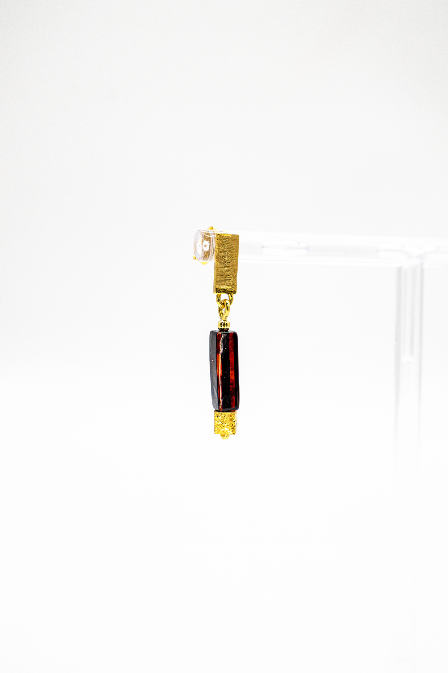 Rectangular amber earrings – elegant & unique