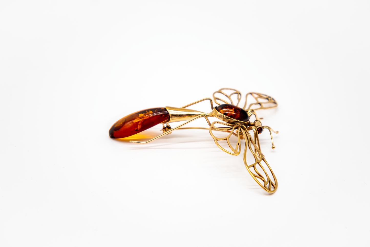 Vergoldete Silberbrosche – Libelle mit echtem Bernstein