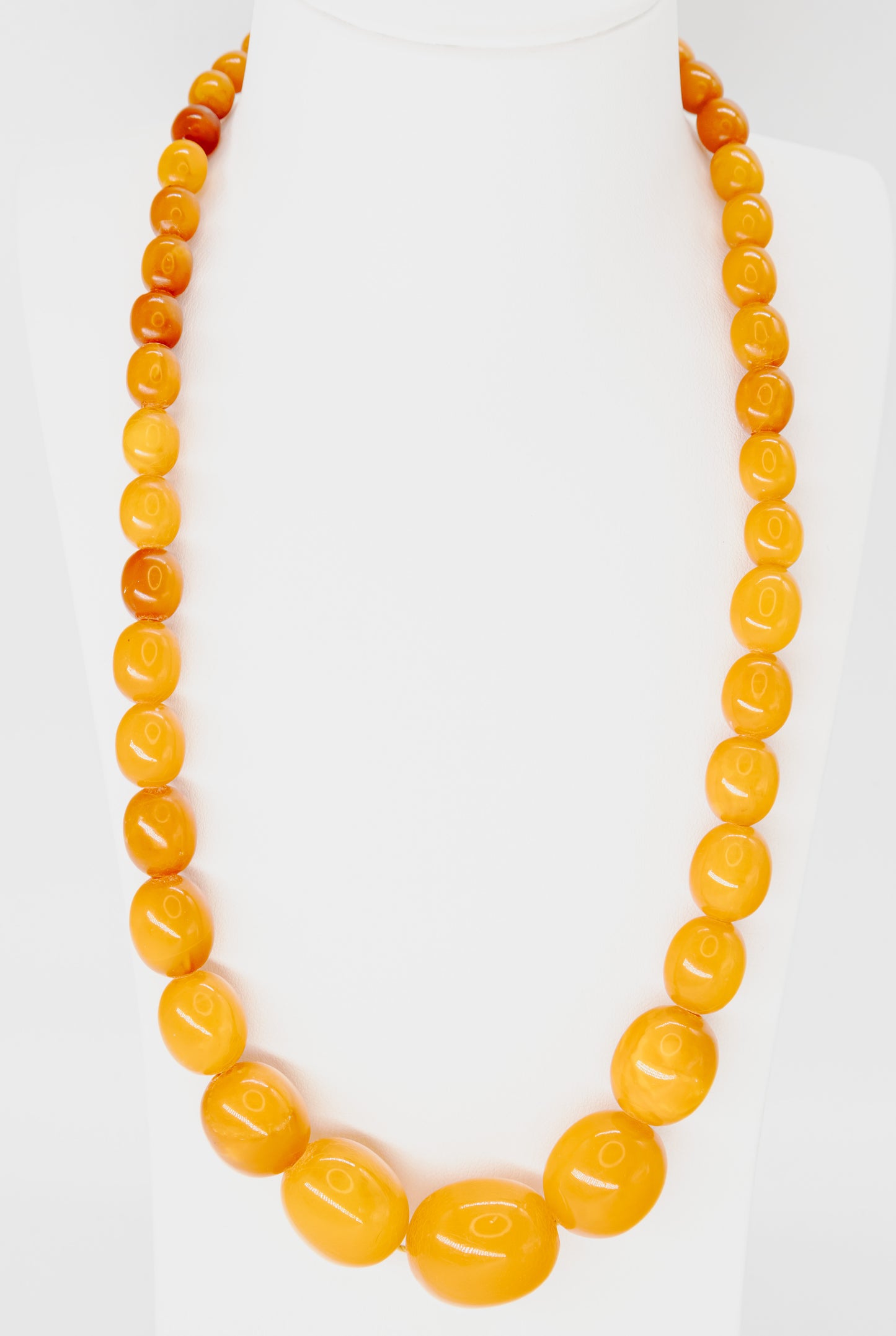 Natural amber necklace – unique piece with varying degrees of amber growth