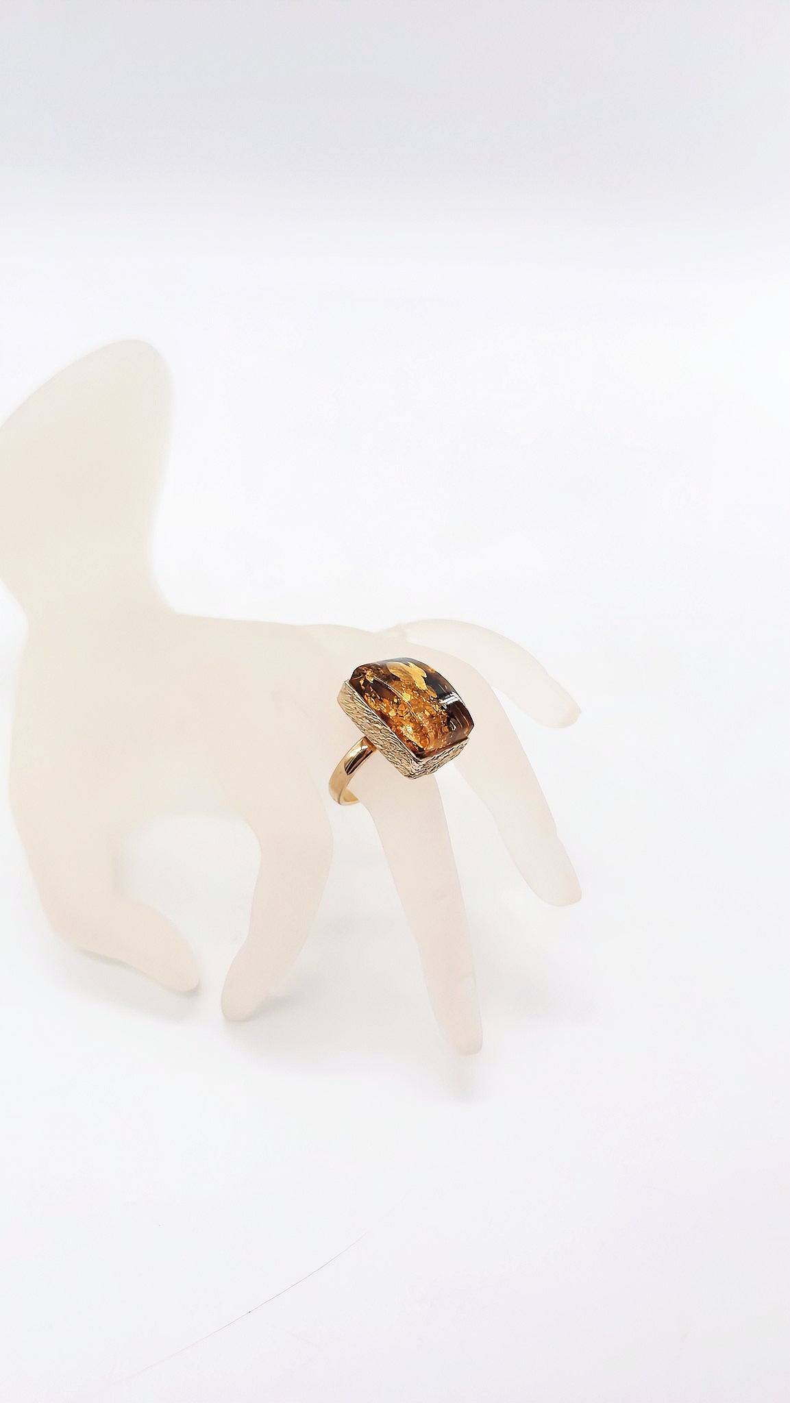 Schimmernder Bernstein-Ring