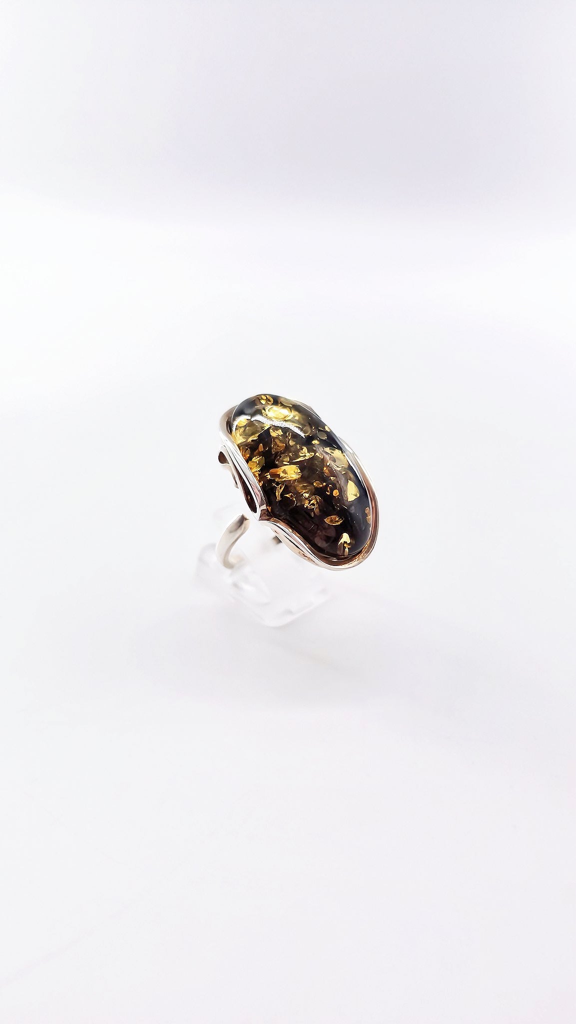 Silver & Amber: Timeless Beauty
