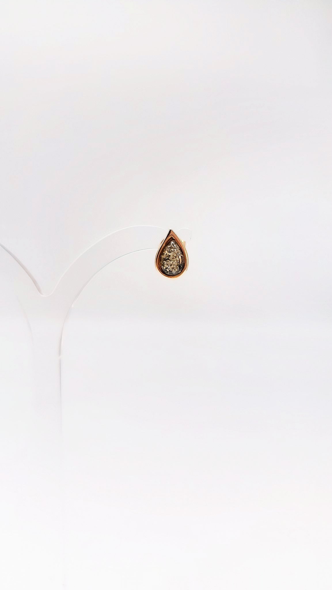 Elegante Bernstein-Ohrstecker in Tropfenform – Vergoldetes Silber