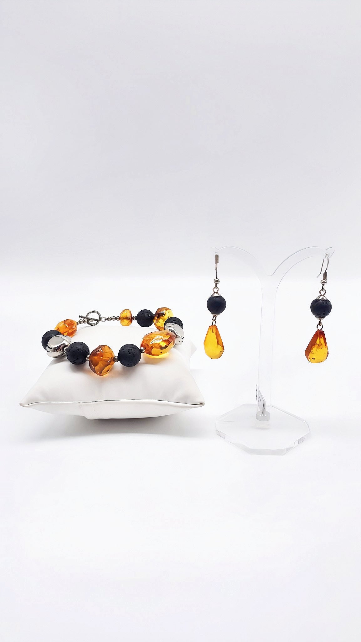 Exclusive amber bracelet with lava stone & silver