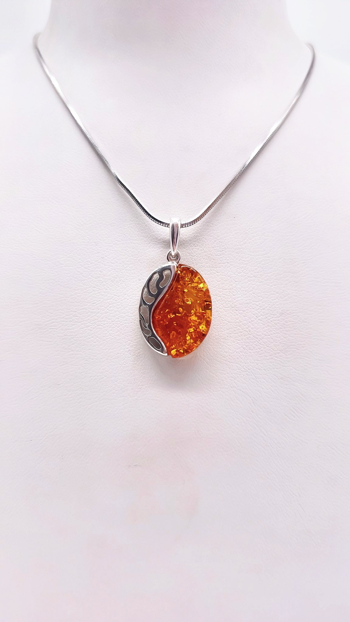 Silver pendant with genuine amber – stylish & unique