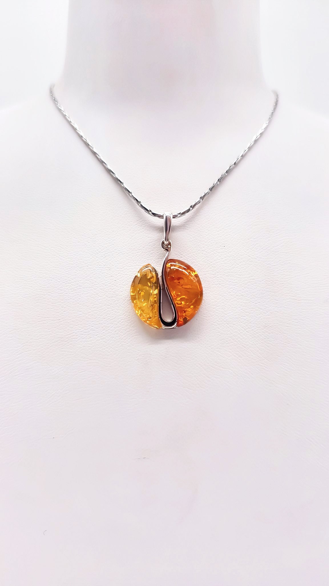 Natural amber pendant with chain – a perfect gift