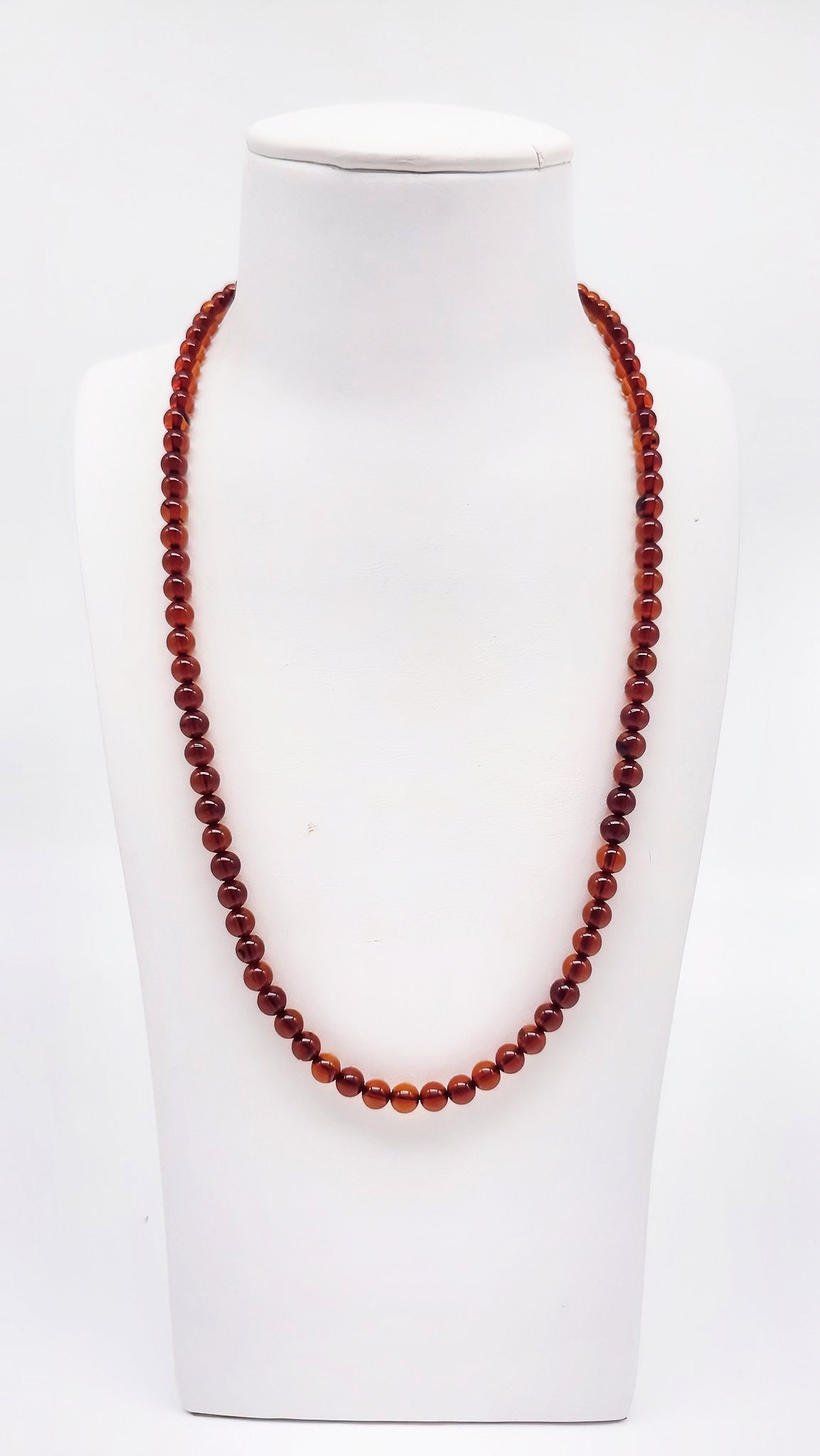 Filigrane Bernstein Kette mit elegantem Verlauf