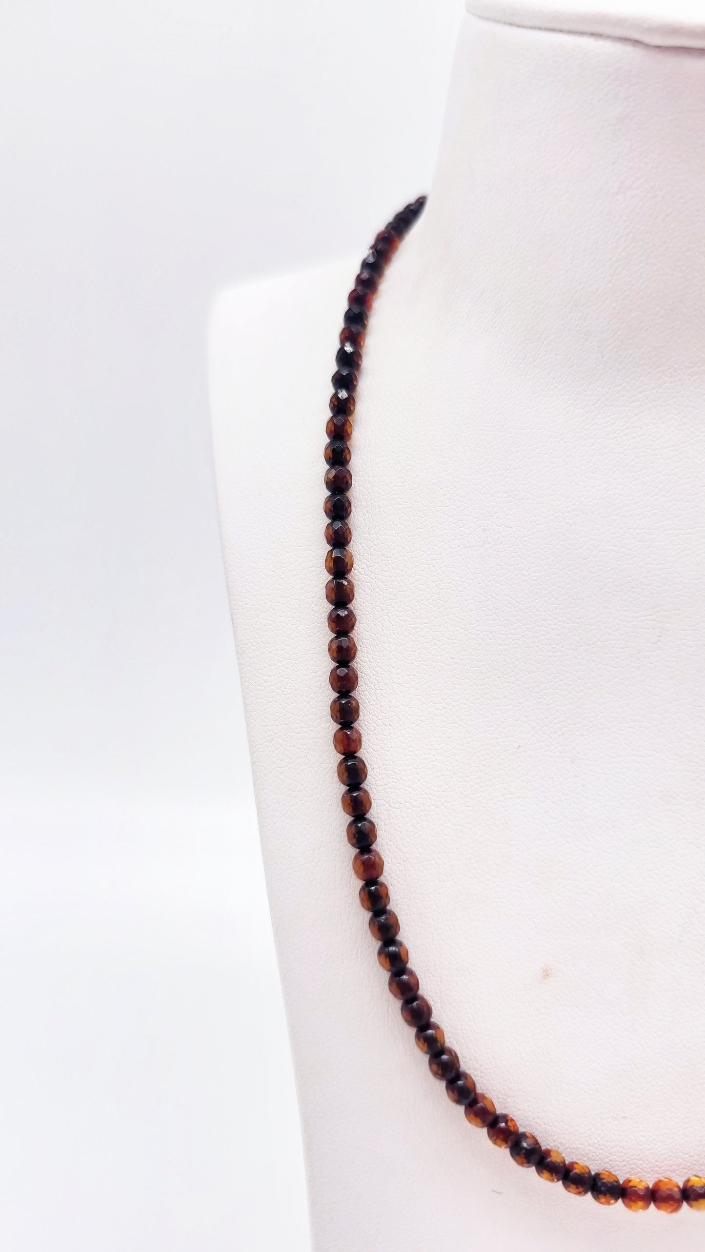 Feine Bernstein Kette – Hochwertiger Naturstein in Orange