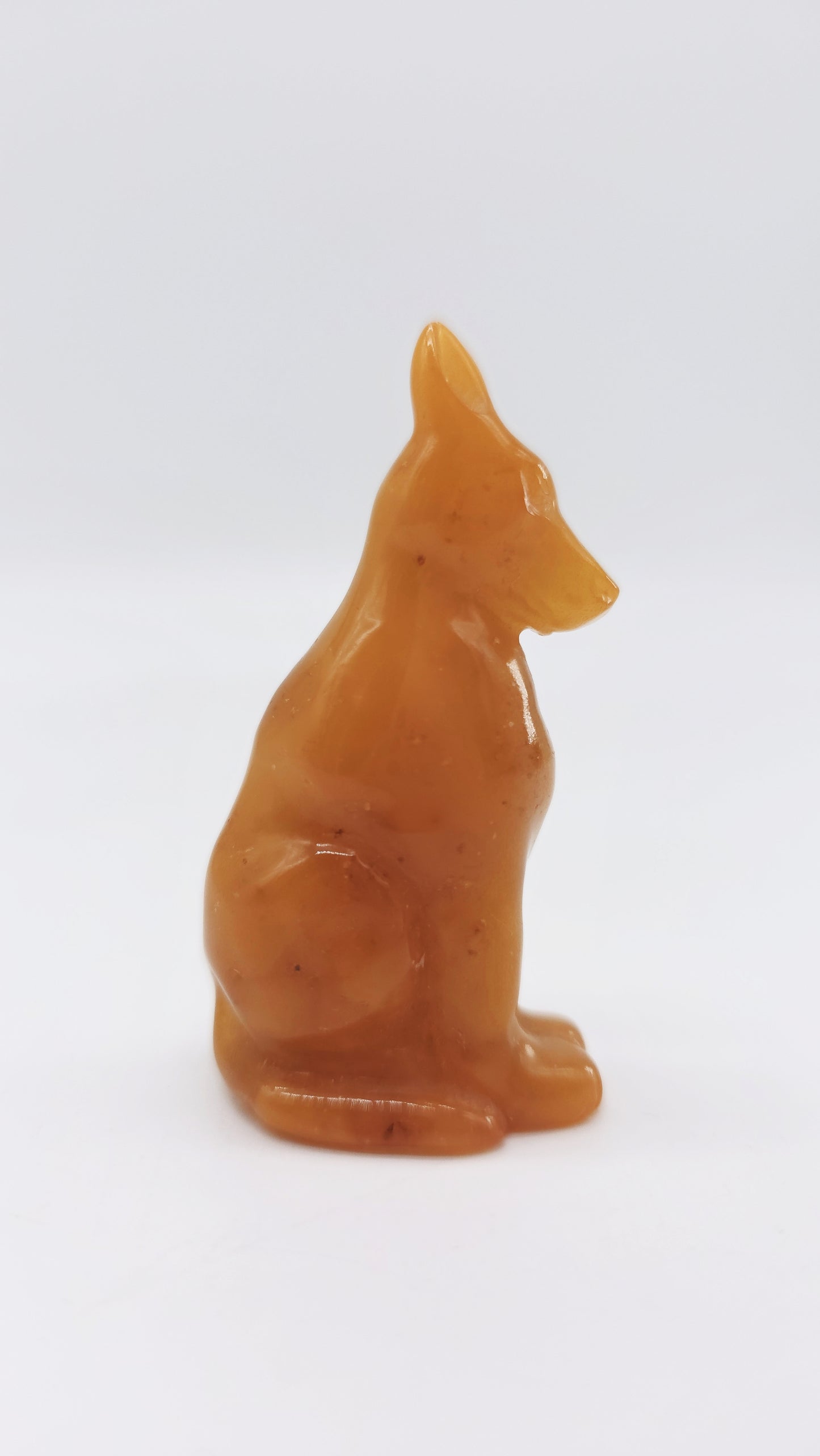 Miniaturfigur Hund Bernstein – Handgeschnitztes Sammlerstück