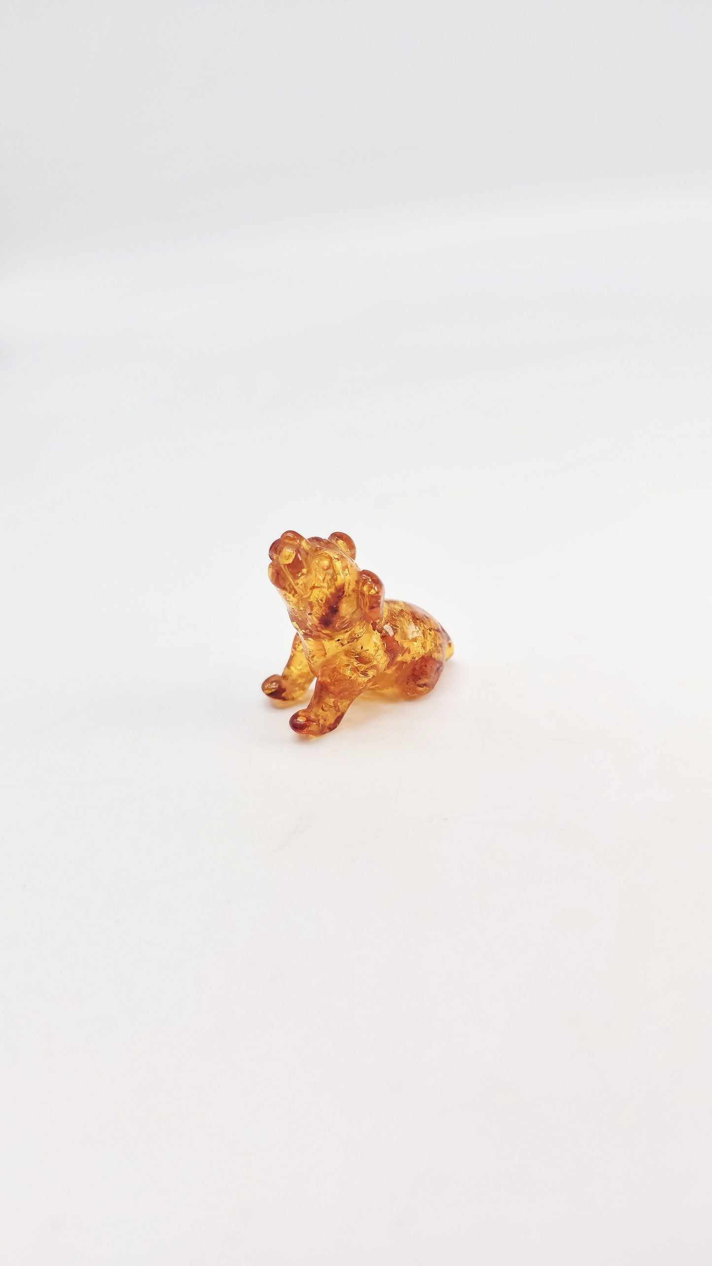 Hund-Figur aus echtem Bernstein – Symbol für Freundschaft
