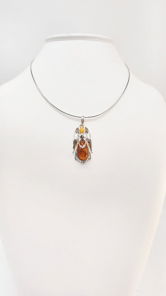 Angel pendant with genuine amber – protection & elegance