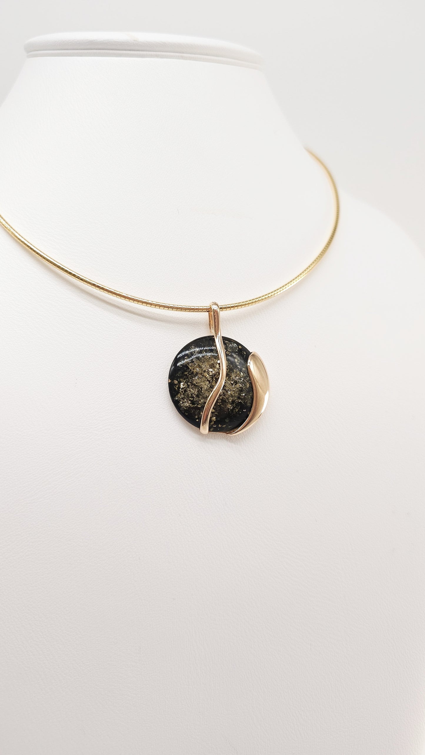Round pendant amber 925 silver gold-plated