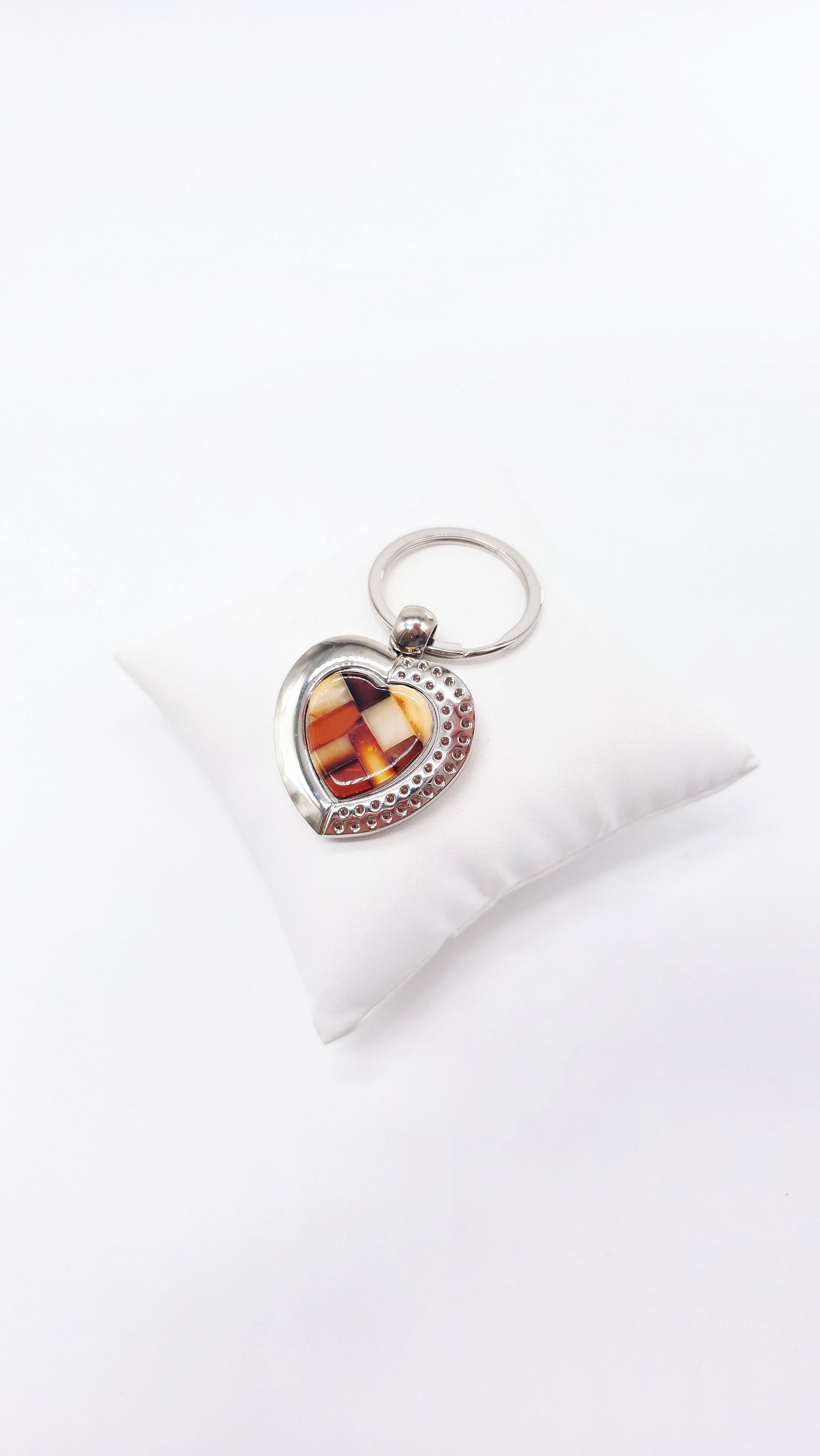 Romantic keychain with natural amber