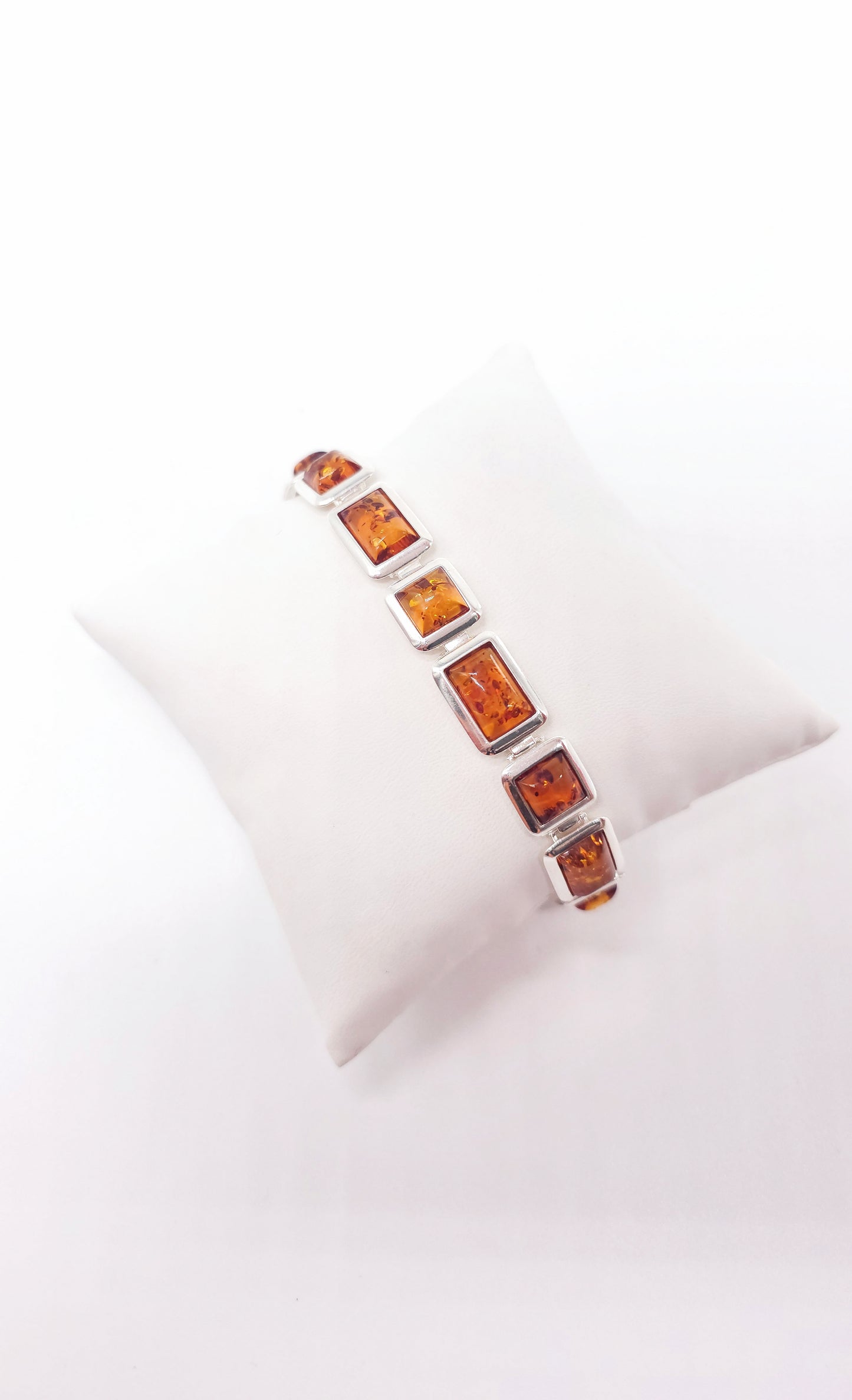 Natural amber bracelet for women – high-quality silver jewelry