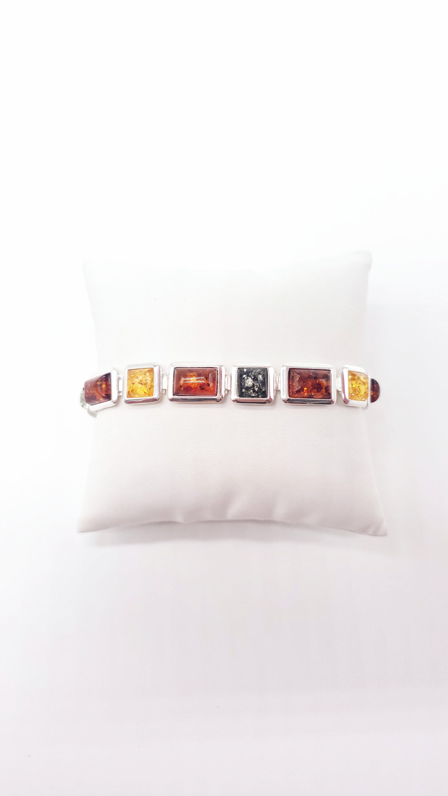 Natural amber bracelet for women – high-quality silver jewelry