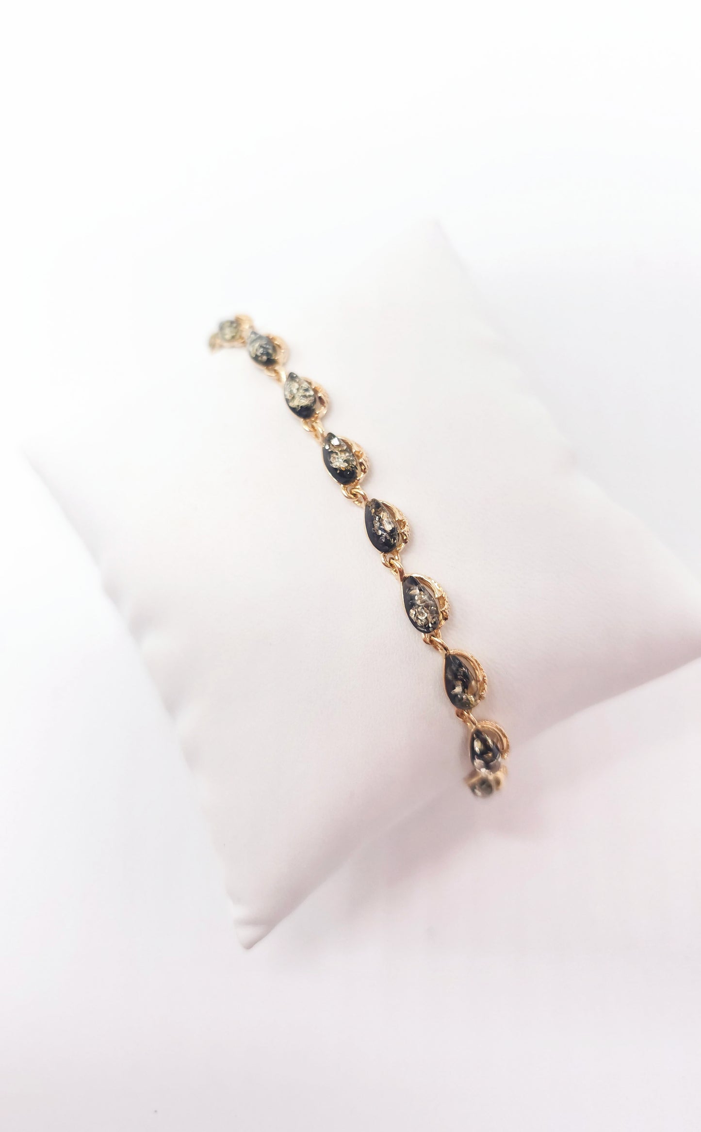 Amber drop bracelet – fine women’s jewelry