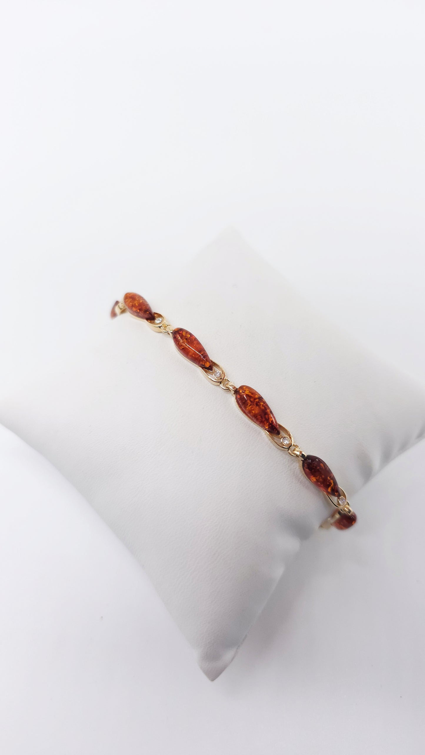 Fine bracelet with genuine amber – 925 silver gold-plated