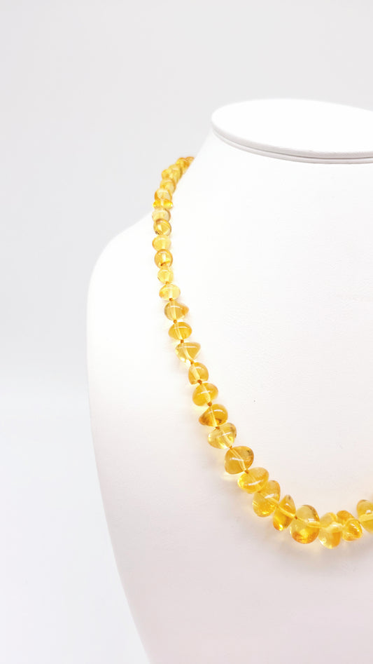 High-quality natural amber necklace for women