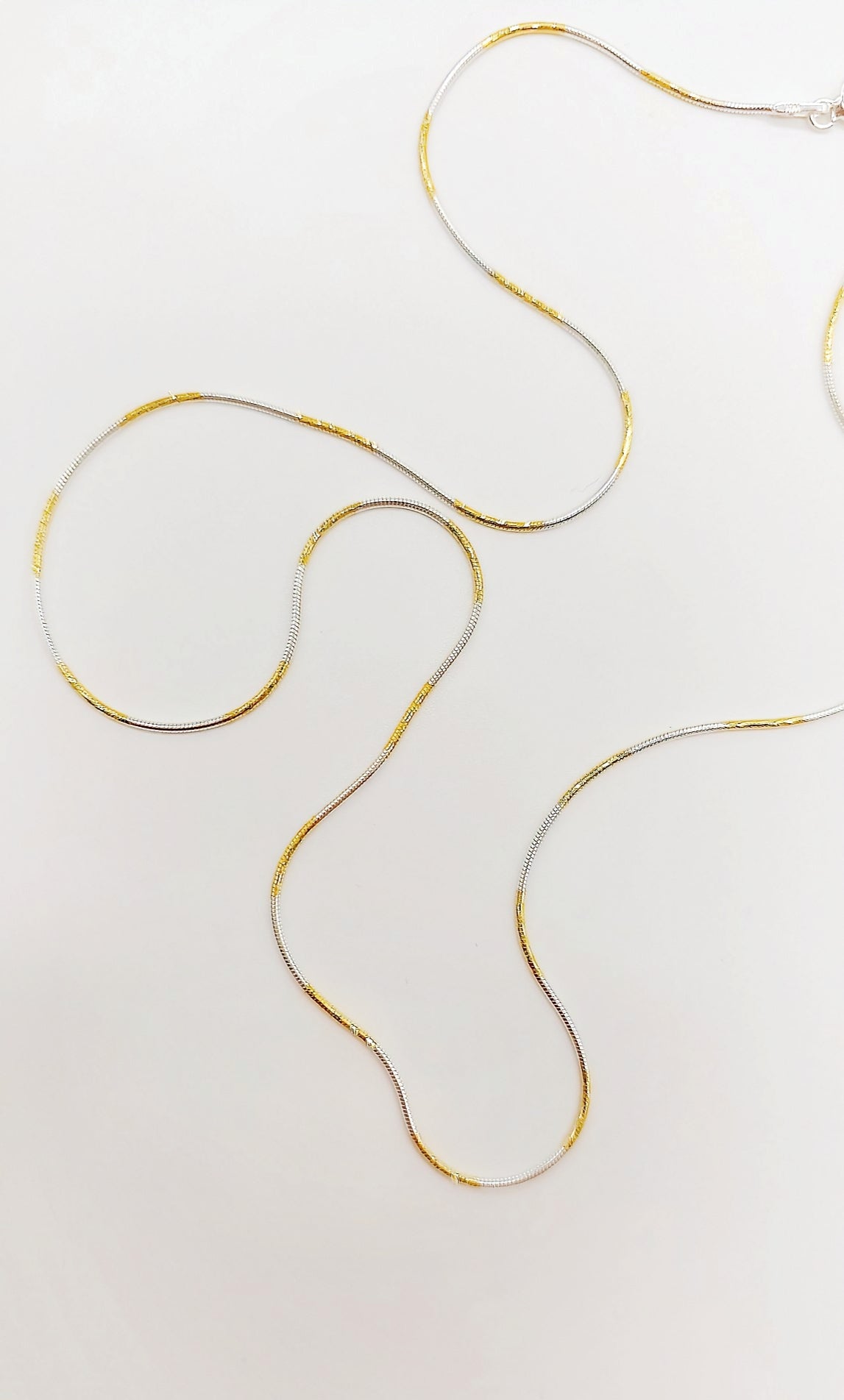 Stylish chain made of 925 sterling silver – Partially gold-plated for a unique look