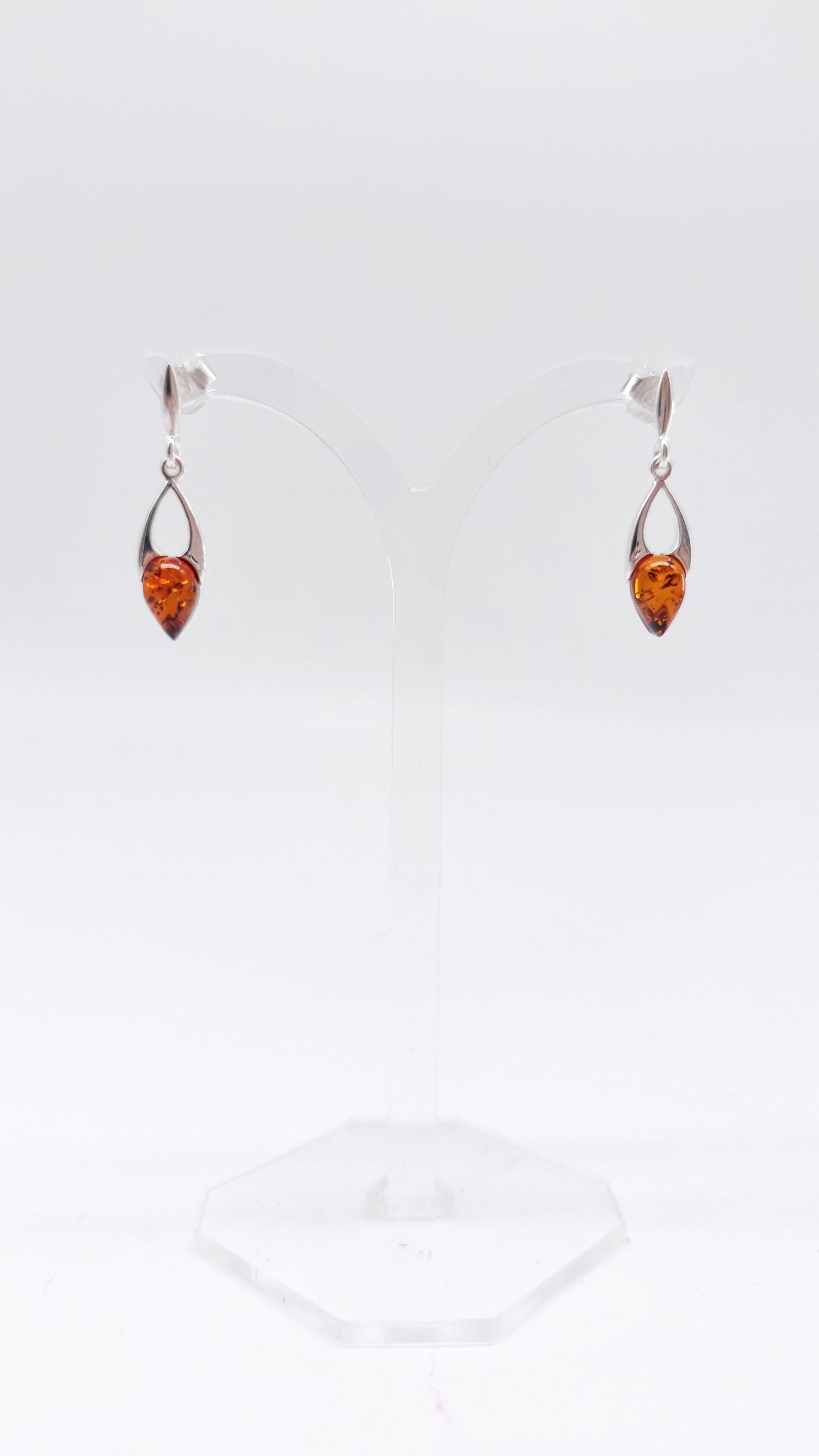 Alltagstaugliche Ohrringe aus Bernsteinschmuck