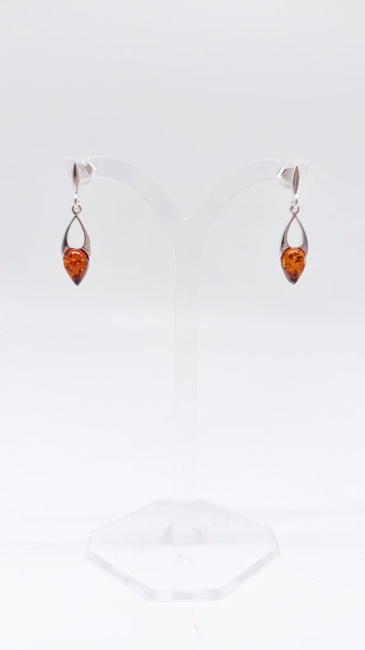 Everyday amber earrings