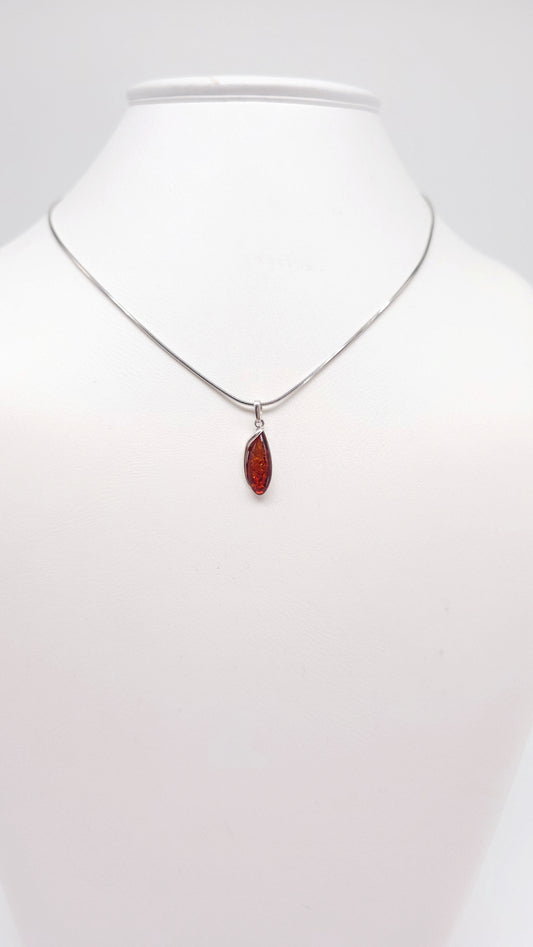Handmade silver pendant with amber – slim & elegant